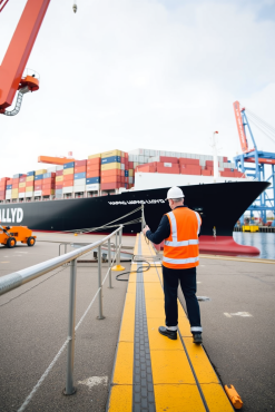 Hapag-Lloyd’s Strong Performance Amid Supply Chain Challenges